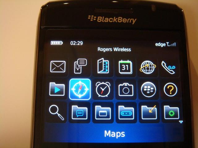 黑莓手机9700黑莓手机9700怎么设置时间？